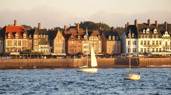 Découvrez les services premium de location à deauville et honfleur